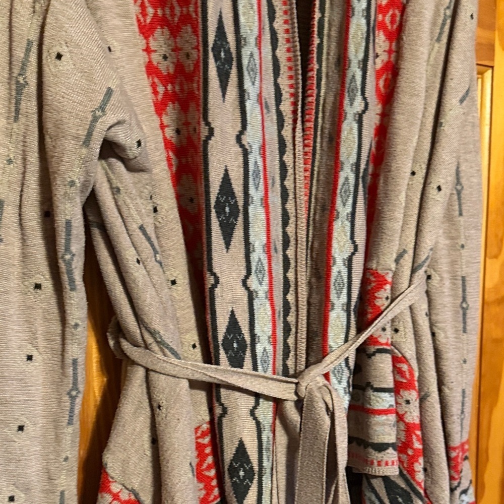 Freeway Tan and Red Patterned Cardigan - Picture 4 of 11